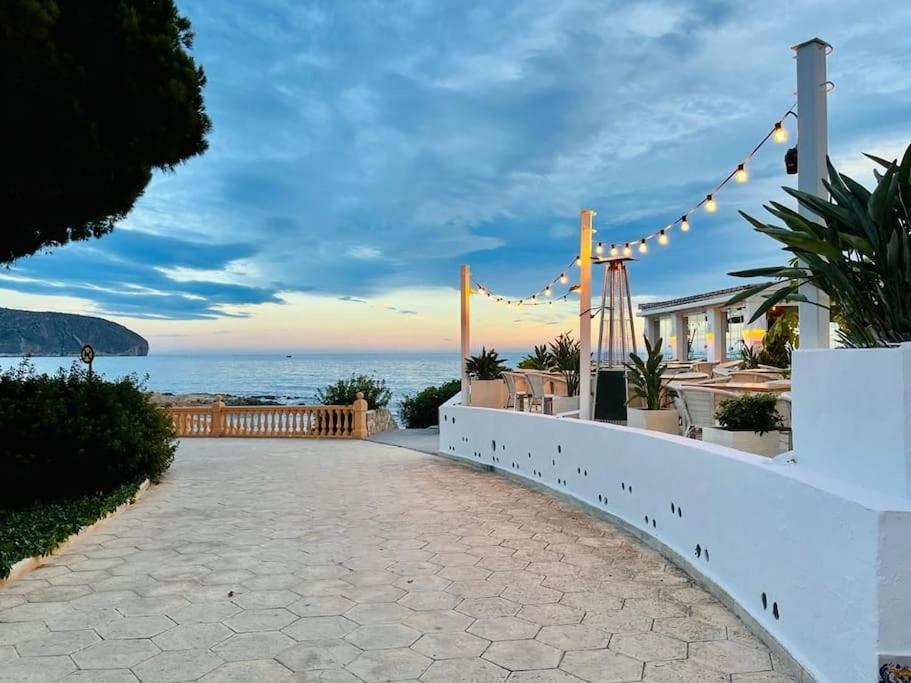 Luxe Appartement Op 50 Meter Van Zee In Moraira Exteriör bild